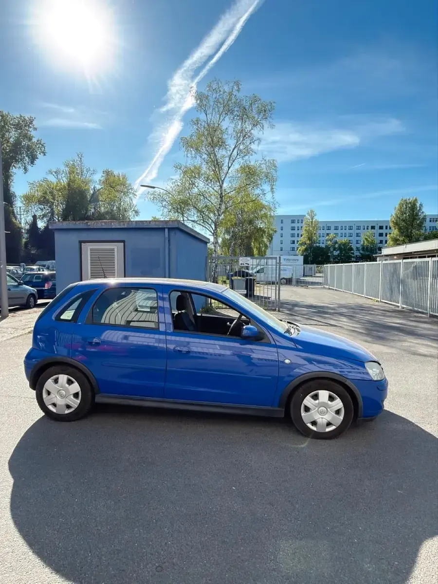 Second-hand Opel Corsa 60 CP (44 kW) 2006 Albastru Hatchback