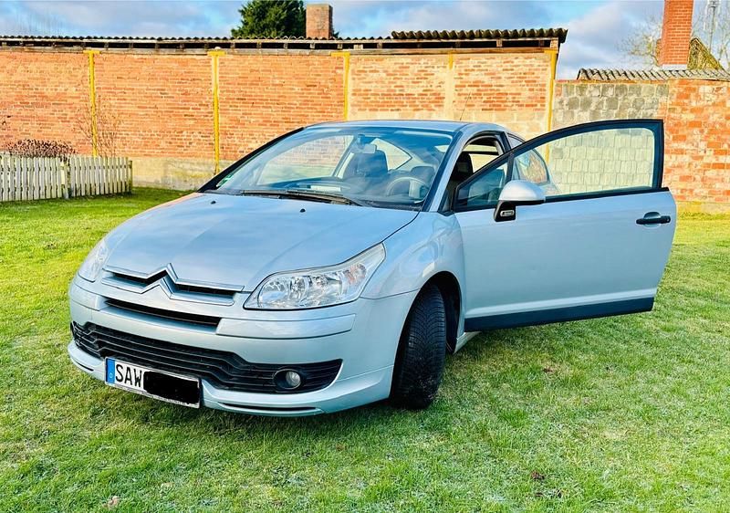 Andere außenfarben Gebraucht 2007 Citroën C4 Limousine | 1.750 € (Fairer Preis) - Bild 1/4
