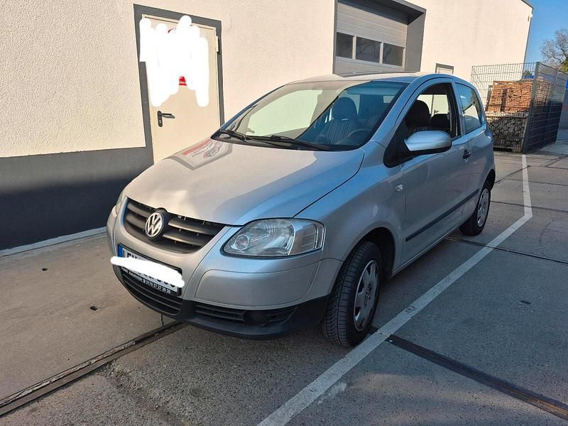 Second-hand VW Fox 55 CP (40 kW) 2008 Argintiu Hatchback