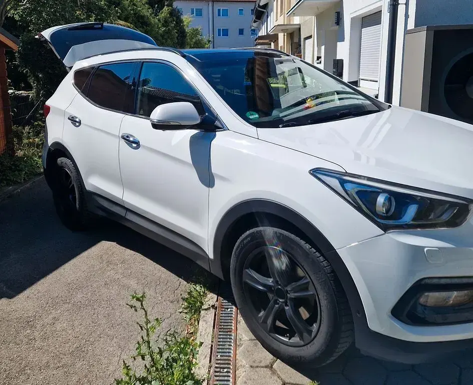 Gebraucht Hyundai Santa Fe Premium 200 PS (147 kW) 2016 Weiß SUV