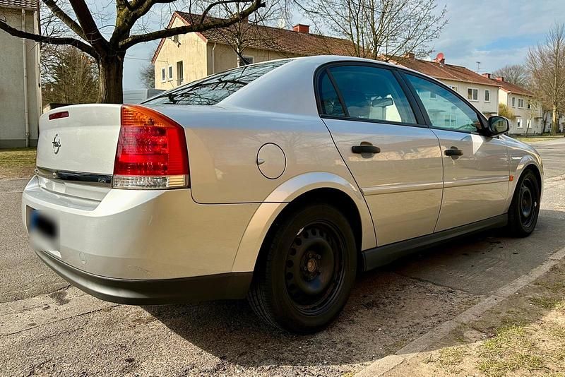 Gebraucht Opel Vectra 147 PS (108 kW) 2002 Silber Limousine