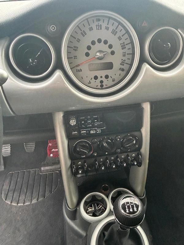Usado Mini Cooper 2002 Rojo Utilitario