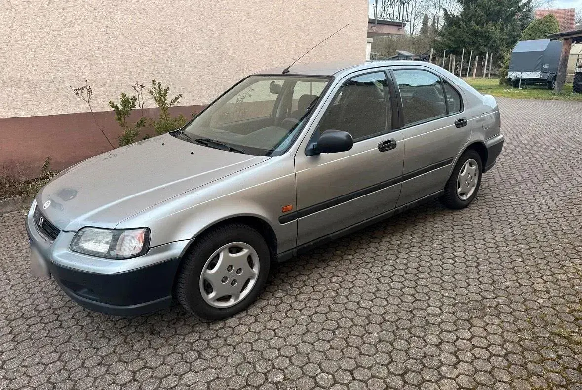 Gebraucht Honda Civic 90 PS (66 kW) 1996 Grau Limousine