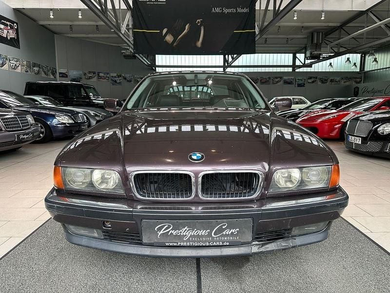 Violet Gebraucht 1997 BMW 728 Limousine | 5.549 € (Fairer Preis) - Bild 1/4