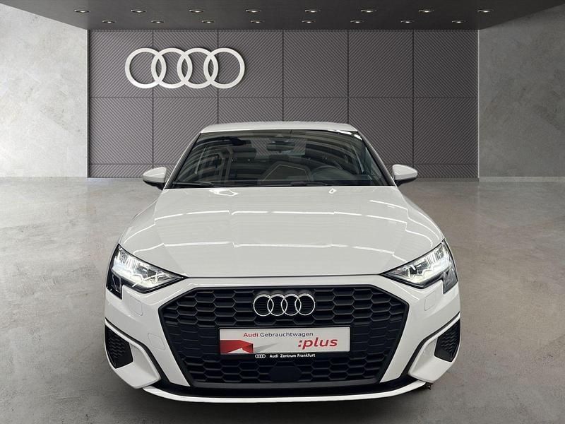 Gebraucht Audi A3 Basis 110 PS (80 kW) 2024 Weiß Limousine