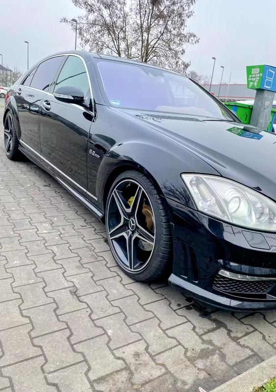 Schwarz Gebraucht 2006 Mercedes S63 AMG AMG Limousine | 8.000 € - Bild 1/4