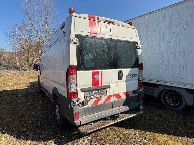 Gebraucht Fiat Ducato 158 PS (116 kW) 2007 Weiß Van