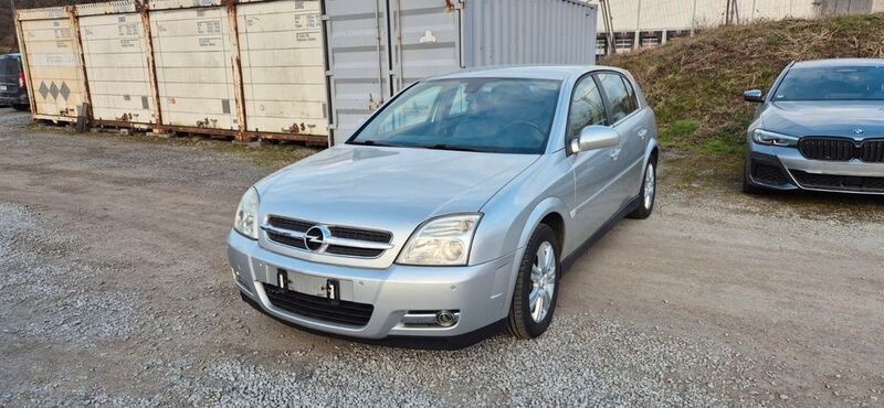 Silber Gebraucht 2003 Opel Signum Kombi | 2.000 € (Fairer Preis) - Bild 1/4