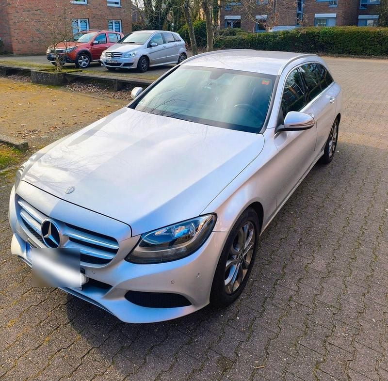 Gebraucht Mercedes C180 Avantgarde 156 PS (114 kW) 2017 Silber Kombi