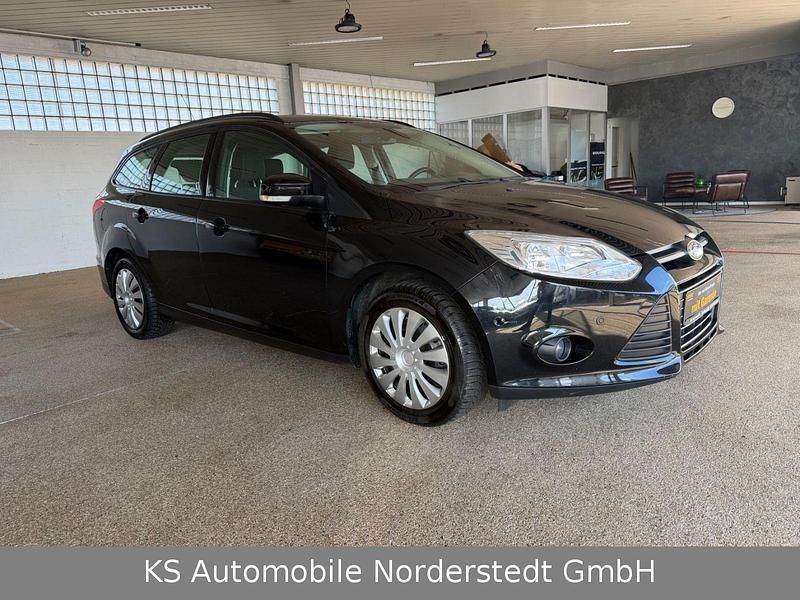 Gebraucht Ford Focus Champions Edition 101 PS (74 kW) 2013 Schwarz Kombi
