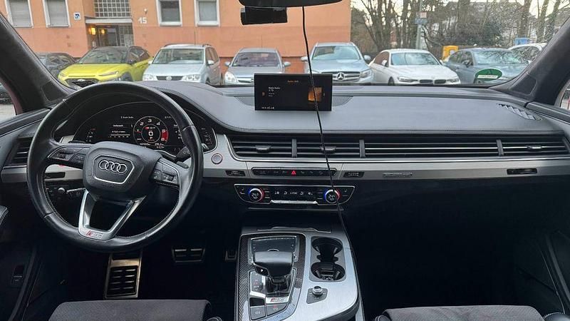 Gebraucht Audi SQ7 Sport 435 PS (319 kW) 2017 Rot SUV