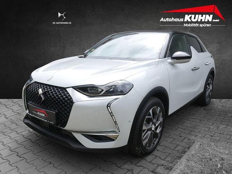 Weiss Gebraucht 2022 DS Automobiles DS3 Crossback E-Tense SUV | 17.390 € (Fairer Preis) - Bild 1/4