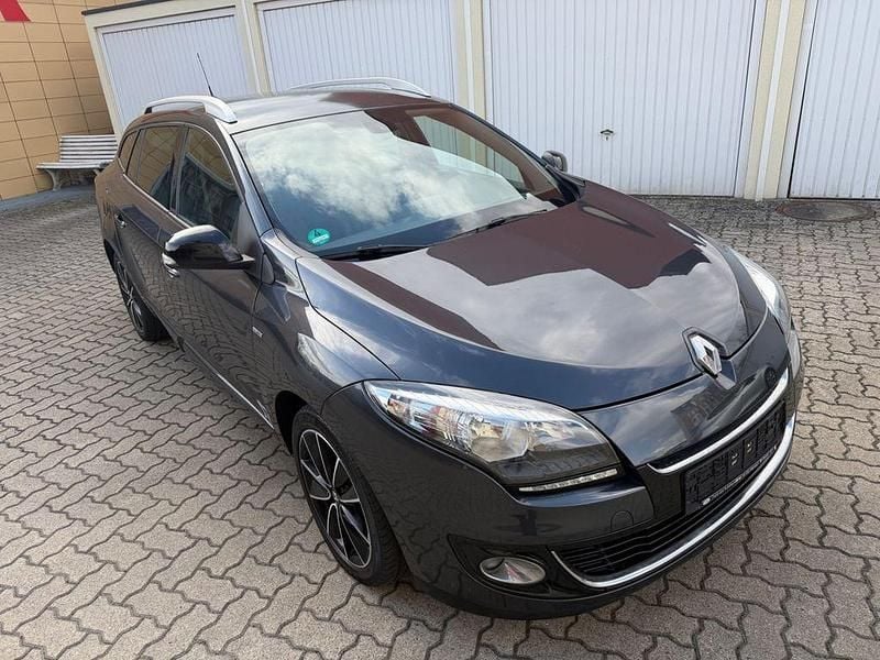 Gebraucht Renault Mégane III Bose Edition 116 PS (85 kW) 2013 Schwarz Limousine