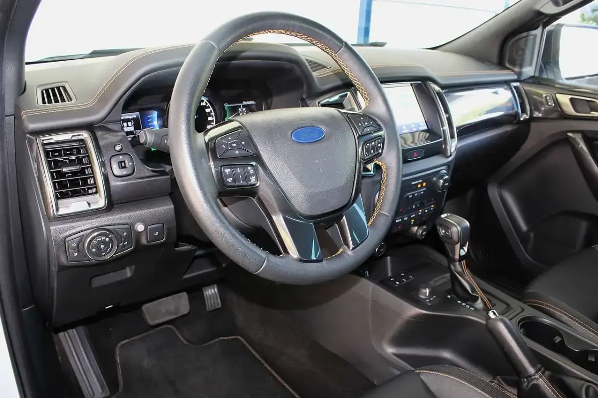 Gebraucht Ford Ranger Wildtrack 212 PS (155 kW) 2022 Frostweiß Pickup