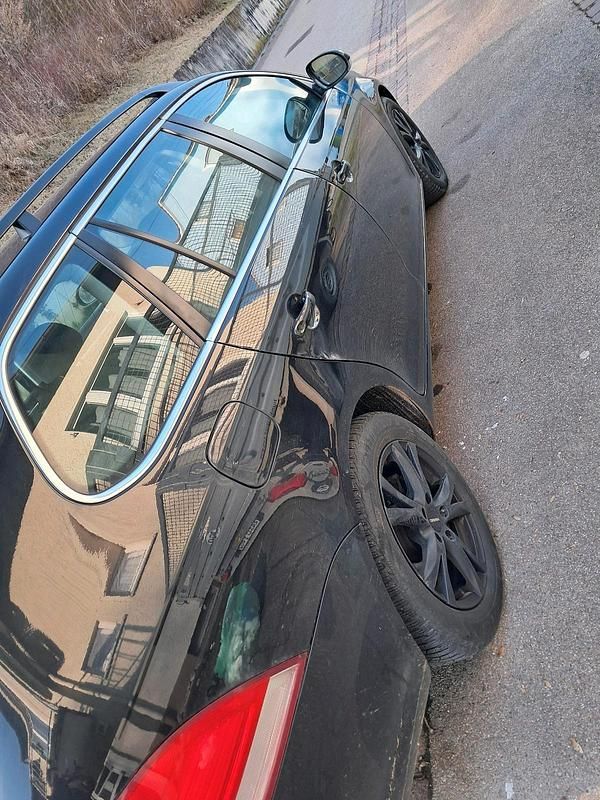 Gebraucht VW Golf V 101 PS (74 kW) 2009 Schwarz Kombi