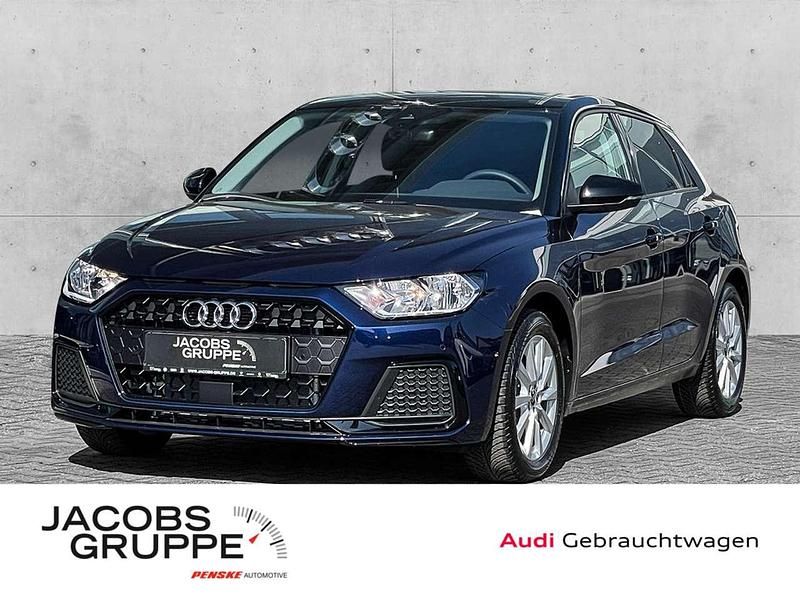 Navarrablau metallic Gebraucht 2025 Audi A1 Sportback Advanced Plus Kleinwagen | 26.440 € (Fairer Preis) - Bild 1/4