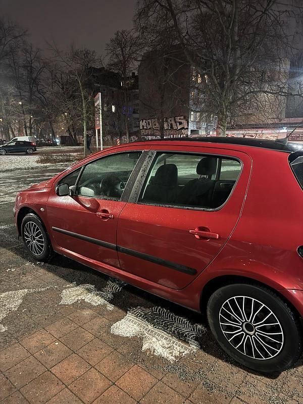 Gebraucht Peugeot 307 110 PS (80 kW) 2007 Rot Kleinwagen