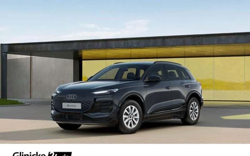 Grau Neu 2025 Audi Q6 e-tron Ambiente SUV | 55.285 € (Guter Preis) - Bild 1/4