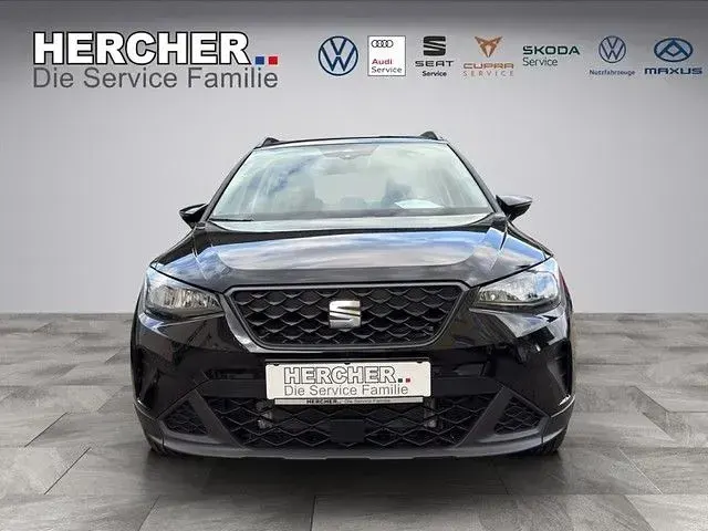 Neu Seat Arona Style 95 PS (69 kW) 2025 Schwarz SUV