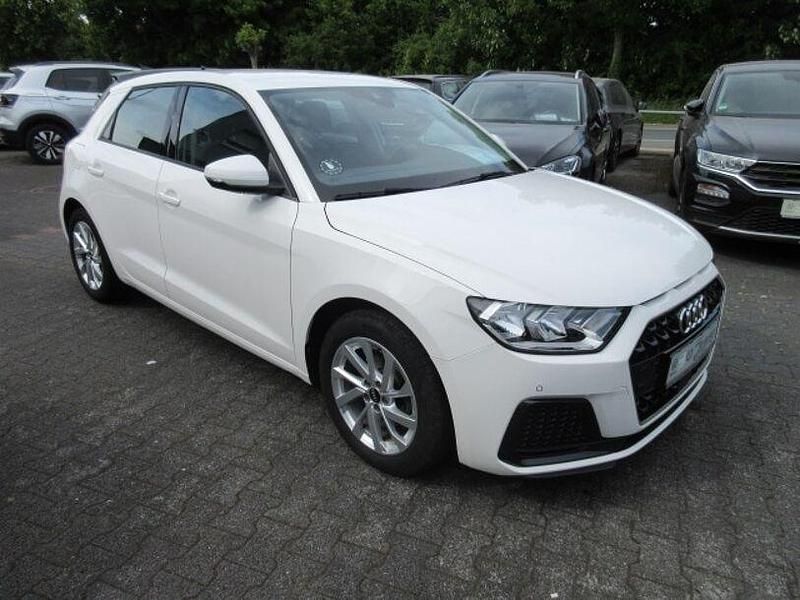 Gebraucht Audi A1 Sportback Advanced 110 PS (80 kW) 2022 Cortinaweiß Kleinwagen