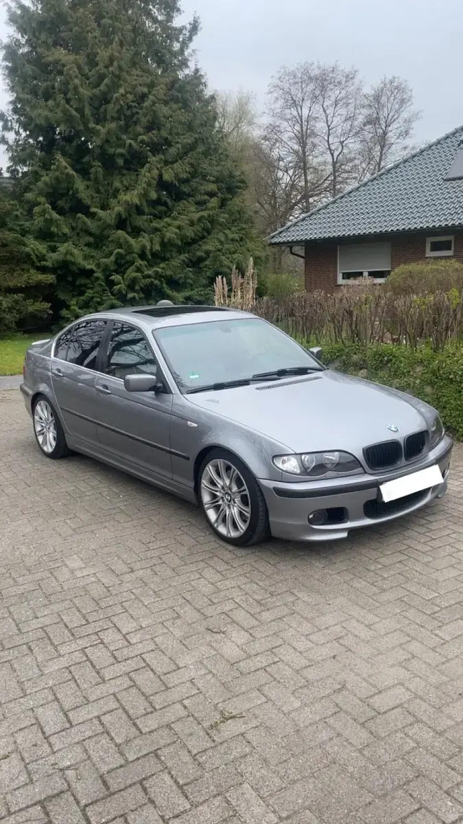 Usata BMW 330 204 CV (150 kW) 2004 Argento Berlina