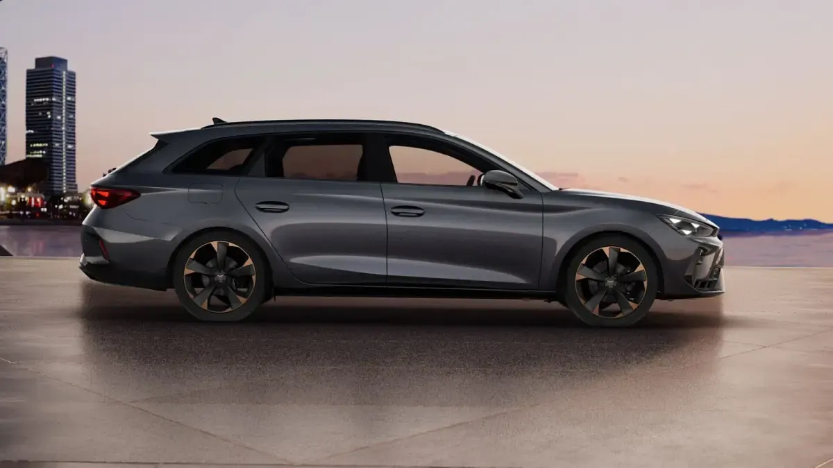 Gebraucht Cupra Leon 150 PS (110 kW) 2025 "nevada" weiss Kombi