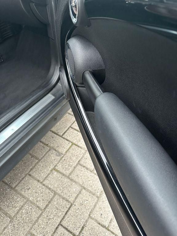 Gebraucht Mini Cooper D Cabriolet 111 PS (81 kW) 2012 Schwarz Cabrio