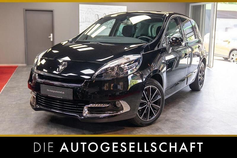 Sternenschwarz Gebraucht 2012 Renault Scénic III Bose Edition Van / Kleinbus | 7.990 € (Fairer Preis) - Bild 1/2