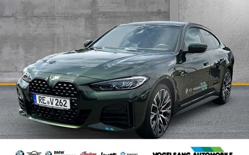 Grün Gebraucht 2024 BMW 420 Gran Coupé M Sport Coupé | 42.290 € (Guter Preis) - Bild 1/4
