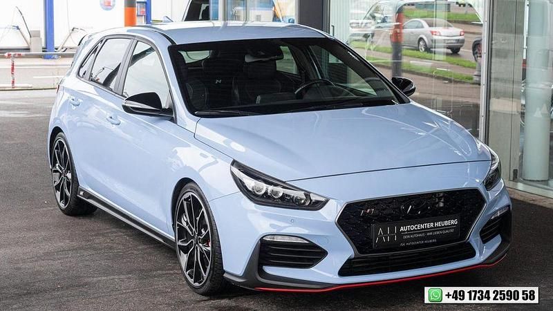 Blau Gebraucht 2019 Hyundai i30 N Performance Limousine | 23.990 € (Fairer Preis) - Bild 1/4