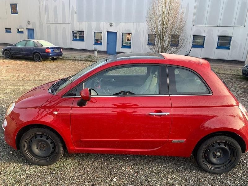 Gebraucht Fiat 500 Lounge 69 PS (50 kW) 2012 Rot Kleinwagen