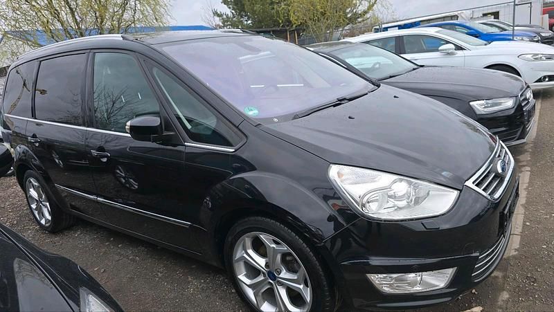 Gebraucht Ford Galaxy Titanium 140 PS (102 kW) 2013 Schwarz Van / Kleinbus