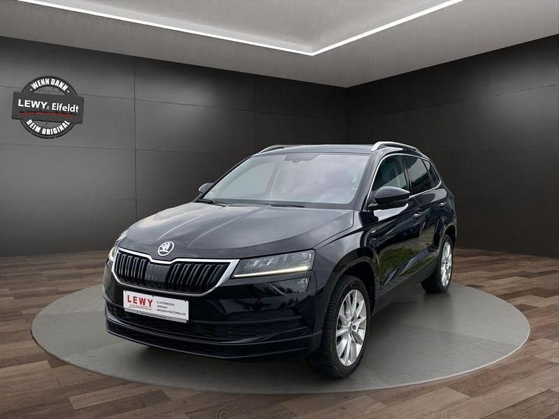 Schwarz Gebraucht 2021 Skoda Karoq Clever SUV | 22.490 € (Superpreis) - Bild 1/4
