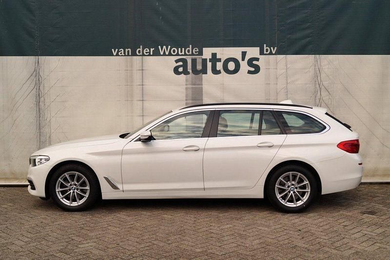 Gebraucht BMW 520 184 PS (135 kW) 2019 Weiß Kombi