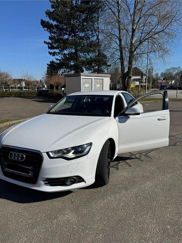 Gebraucht Audi A6 Ambiente 179 PS (131 kW) 2011 Weiß Limousine