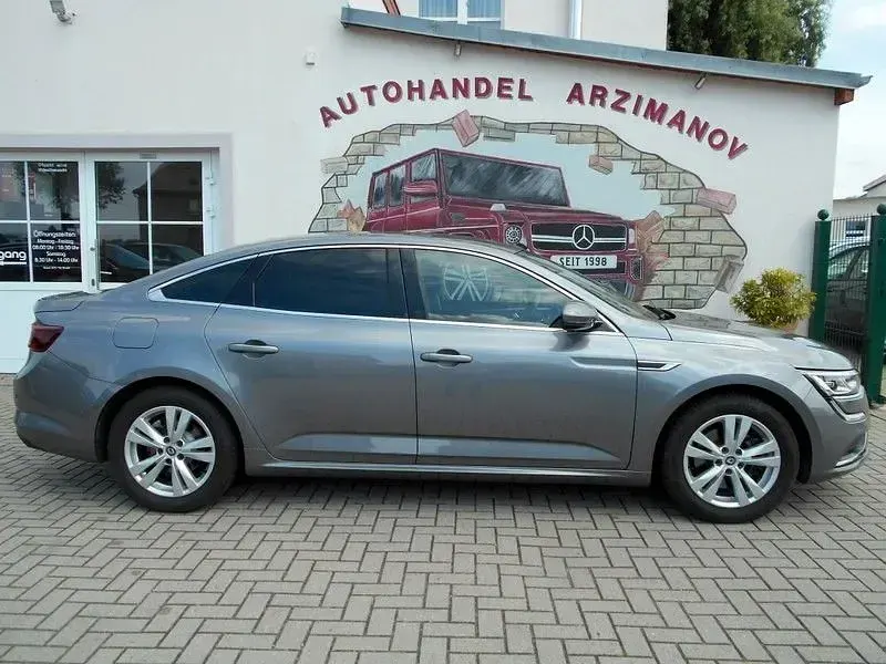 Gebraucht Renault Talisman Life 160 PS (117 kW) 2019 Grau Limousine