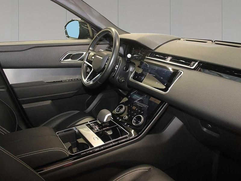 Gebraucht Land Rover Range Rover Velar SE Dynamic 304 PS (223 kW) 2022 Santorini black SUV