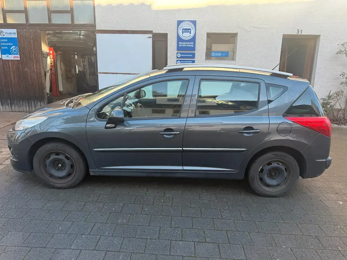 Gebraucht Peugeot 207 83 PS (61 kW) 2009 Kombi