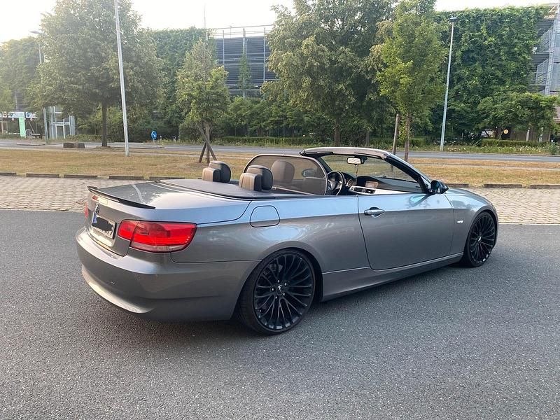 Gebraucht BMW 330 Cabriolet 231 PS (169 kW) 2007 Cabrio