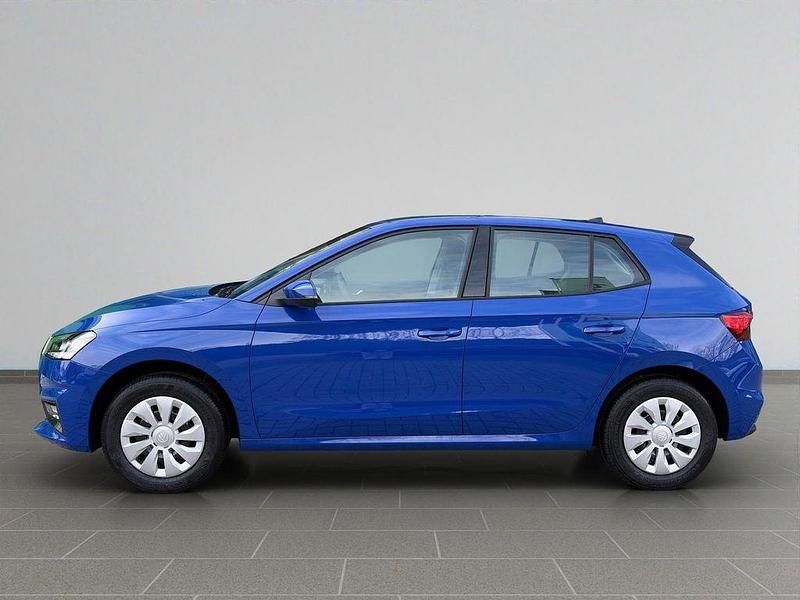 Neu Skoda Fabia Essence 80 PS (58 kW) 2026 Blau Limousine