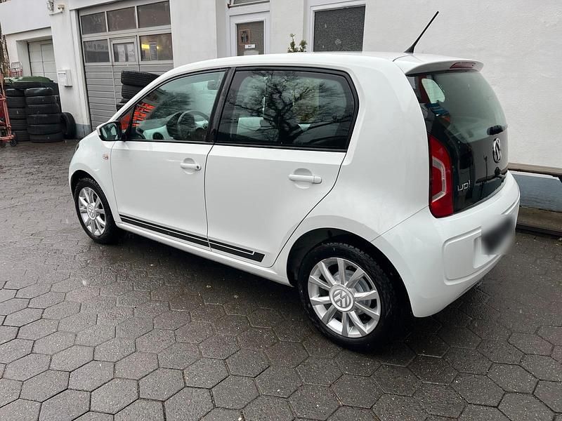 Gebraucht VW up! 60 PS (44 kW) 2015 Weiß Kleinwagen