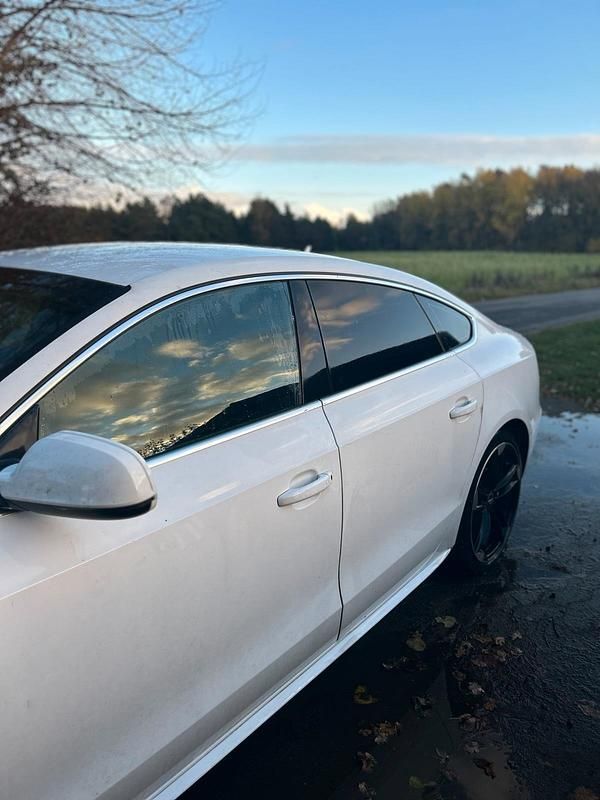 Gebraucht Audi A5 S-Line 180 PS (132 kW) 2011 Weiß Coupé