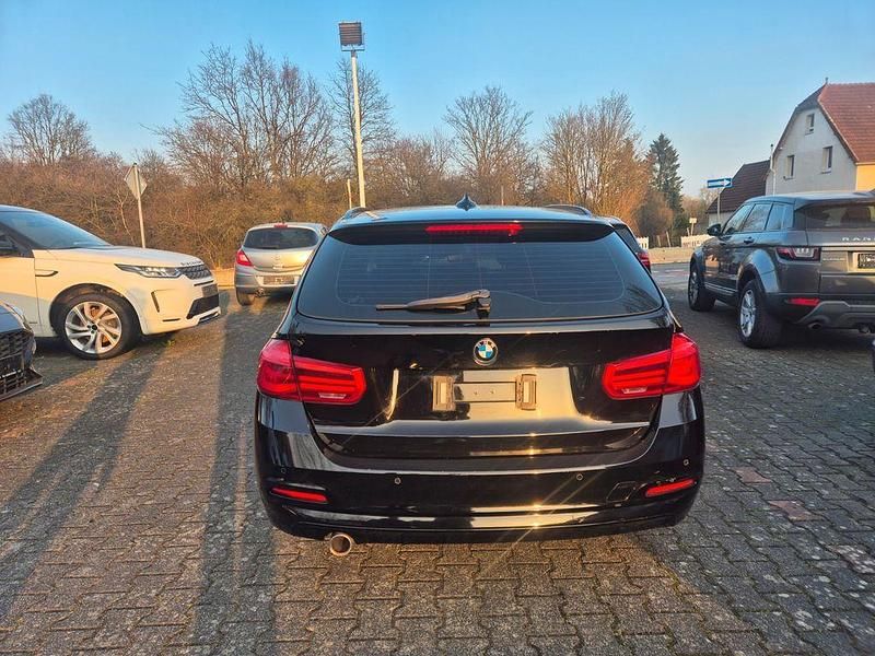 Gebraucht BMW 318 Performance 150 PS (110 kW) 2018 Schwarz Kombi