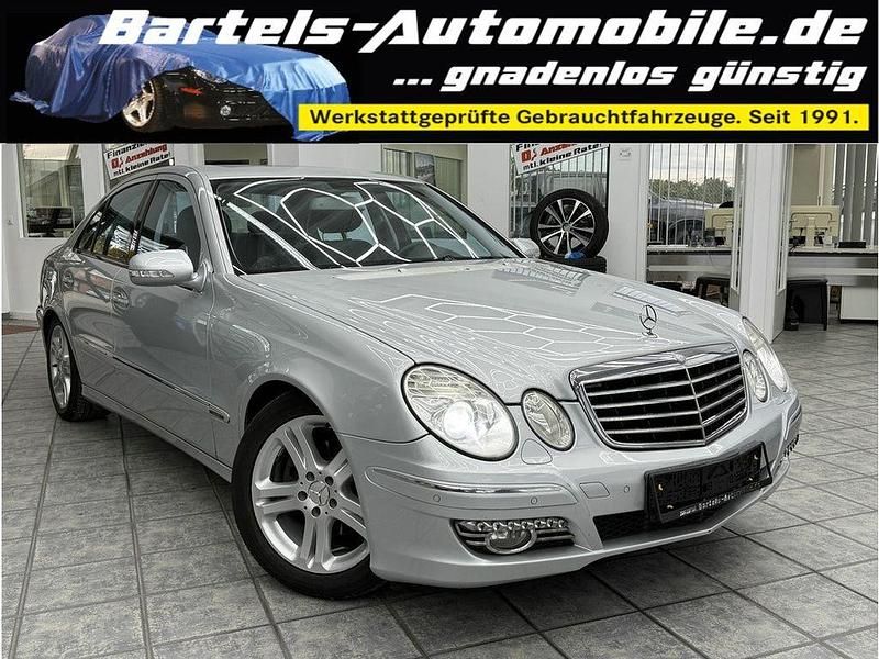 Silber Gebraucht 2006 Mercedes E200 Avantgarde Limousine | 5.450 € (Teuer) - Bild 1/4