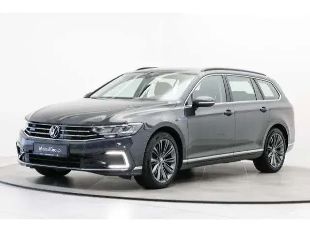 Gebraucht VW Passat GTE 218 PS (160 kW) 2021 Uranograu Kombi