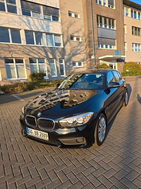 Schwarz Gebraucht 2015 BMW 116 Kleinwagen | 5.600 € (Superpreis) - Bild 1/4
