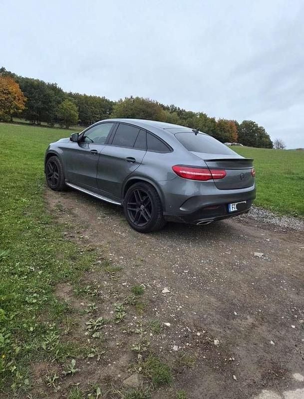 Gebraucht Mercedes GLE400 AMG line 333 PS (244 kW) 2018 Grau SUV