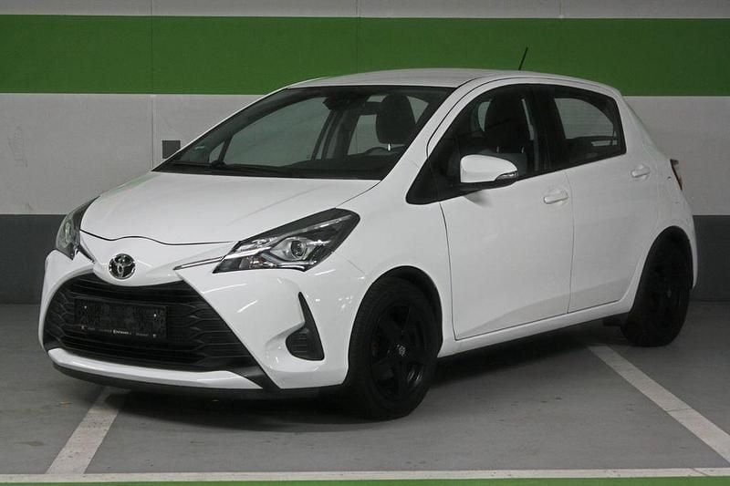 Gebraucht Toyota Yaris Comfort 72 PS (52 kW) 2019 Weiß Limousine