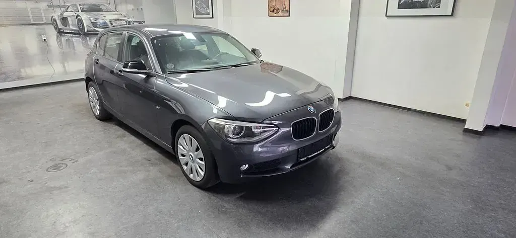 Gebraucht BMW 118 170 PS (125 kW) 2011 Grau Kleinwagen