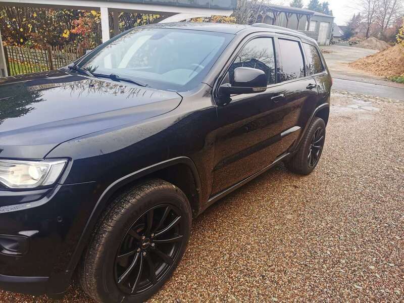 Schwarz Gebraucht 2015 Jeep Grand Cherokee SUV | 20.500 € (Guter Preis) - Bild 1/4